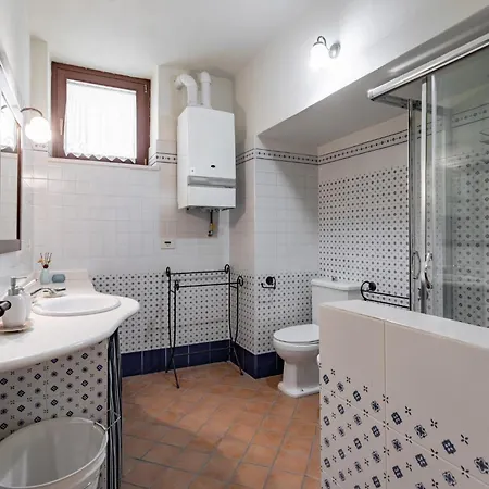 Appartement Guesthost - Domus Tua *