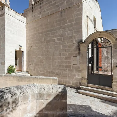 Apartment Guesthost - Domus Tua