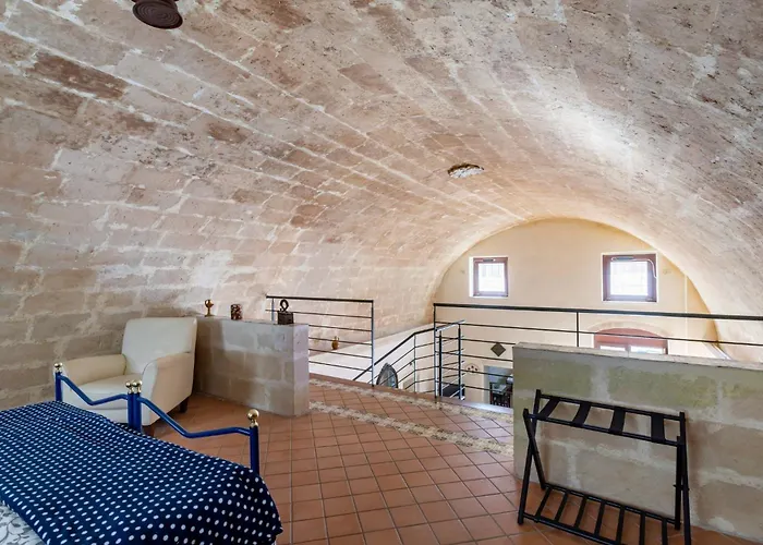 Apartment Guesthost - Domus Tua Matera