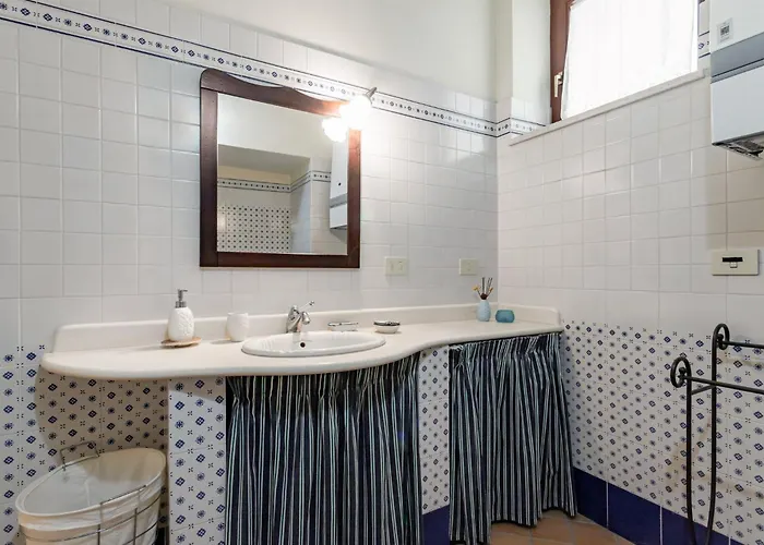 Guesthost - Domus Tua * Matera